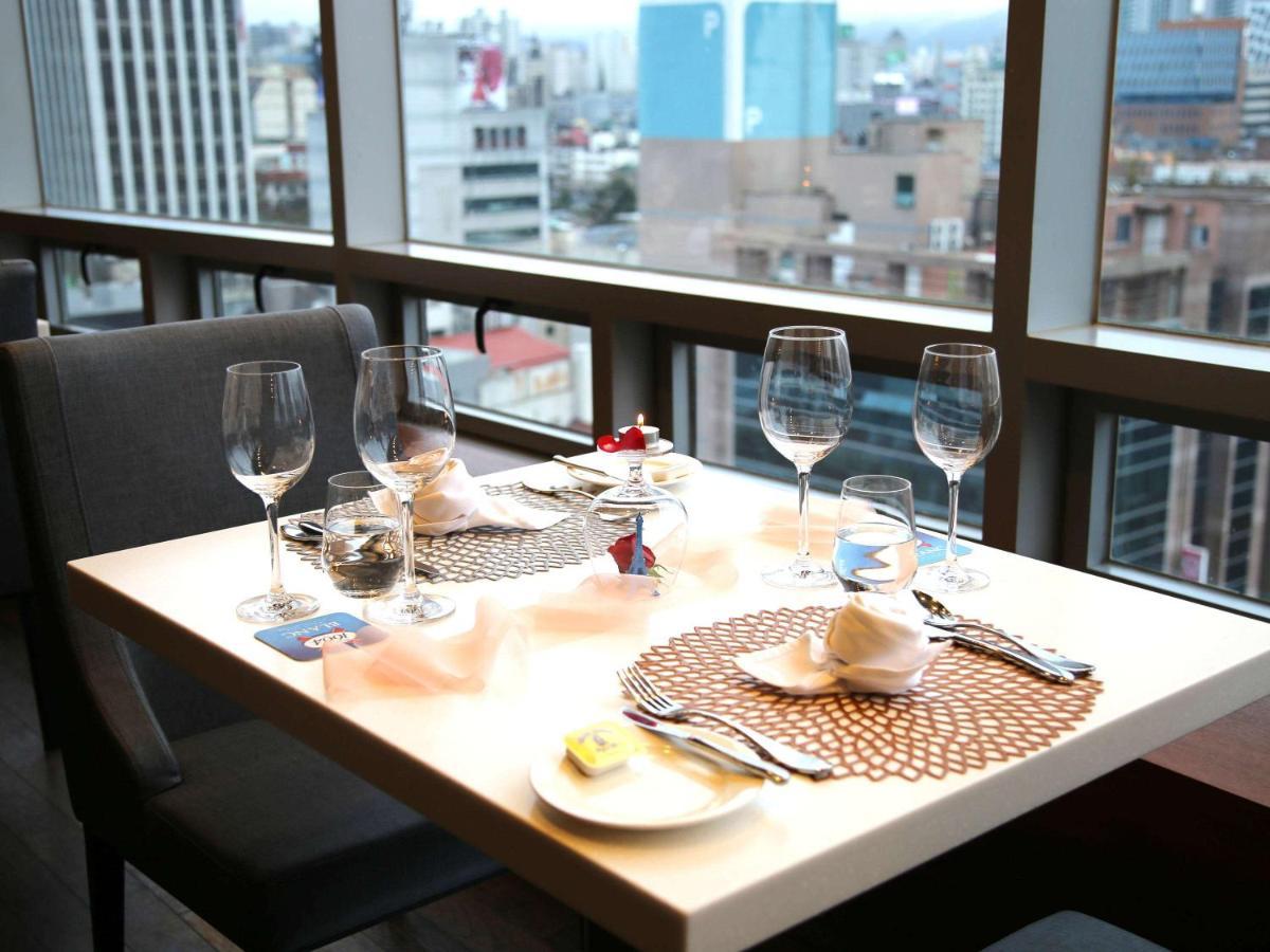 Novotel Ambassador Daegu Esterno foto